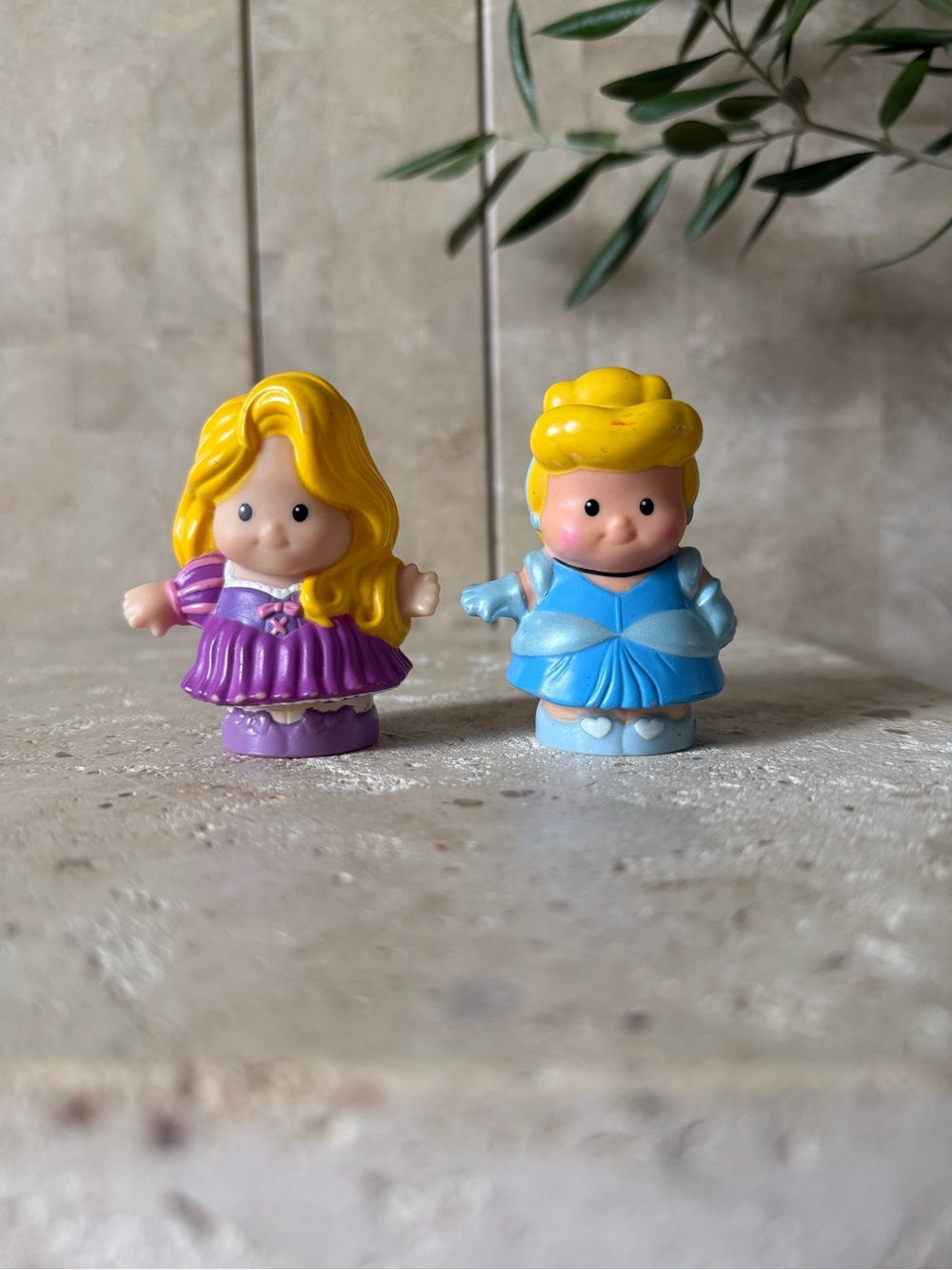 LITTLE PEOPLE | princess talkers